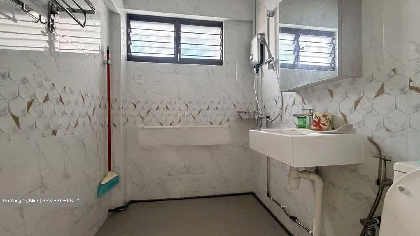 Blk 126 Pasir Ris Street 11 (Pasir Ris), HDB 5 Rooms #542690451